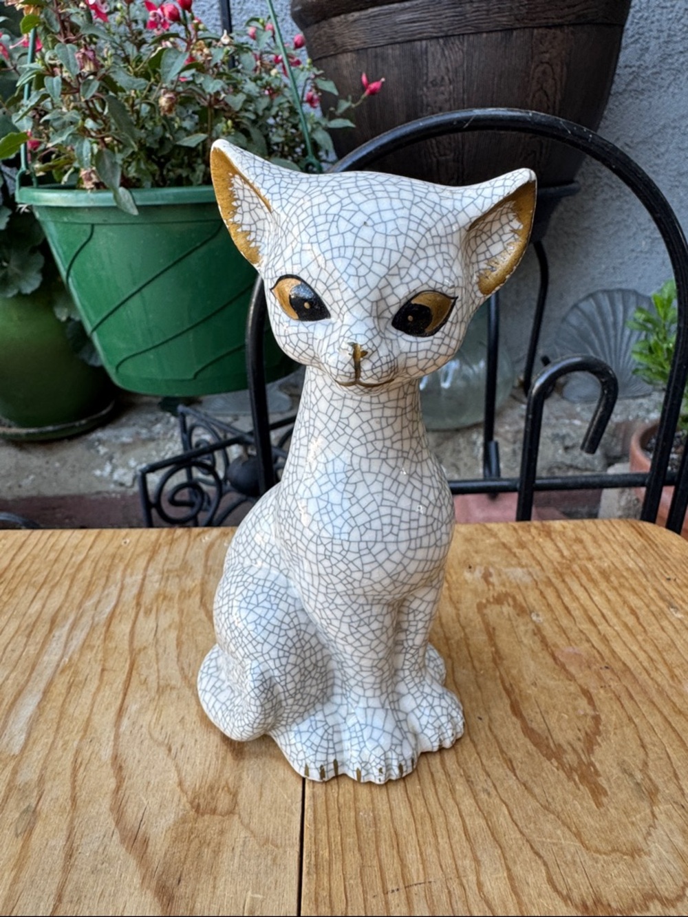 White Crackle Ceramic Cat Figurine with Gold Accents - Decorative Pet Statue